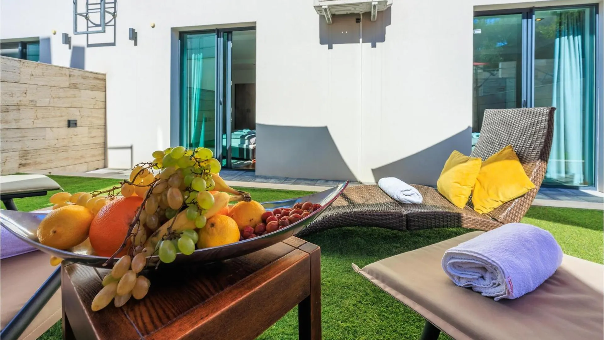 Amazing Apartment In Malinska With Kitchen 0*,  Kroatië